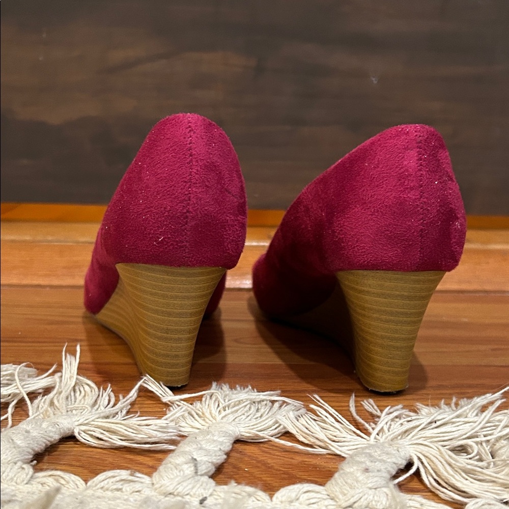 dexflex comfort Raspberry Peep-Toe Wedge Heels - Picture 4 of 8
